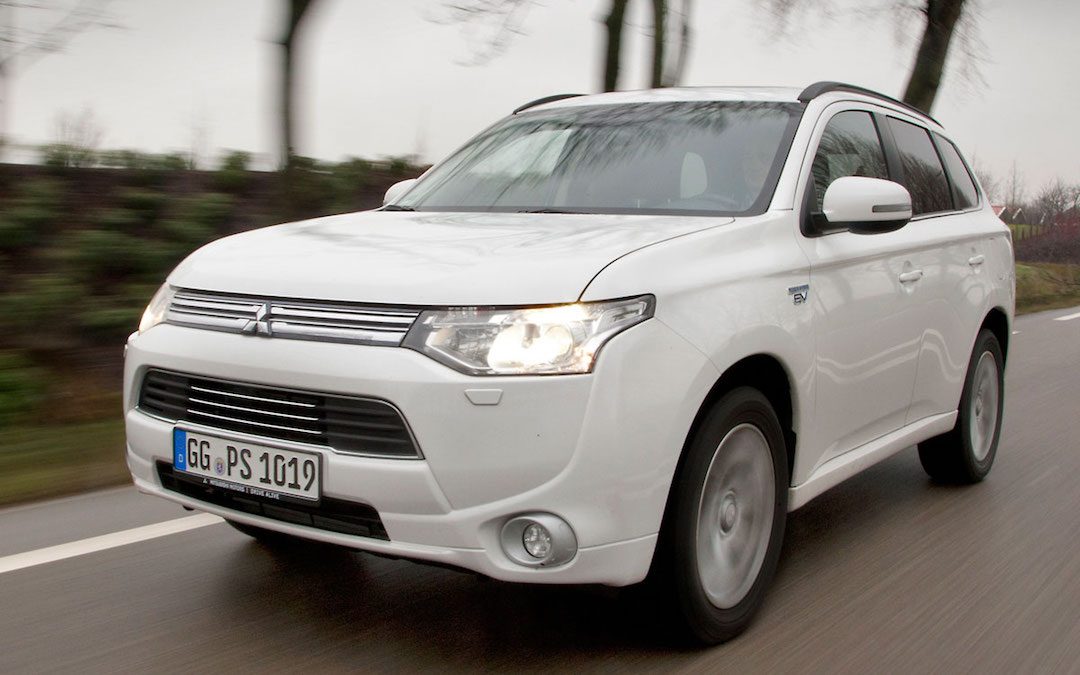 Outlander phev 2013